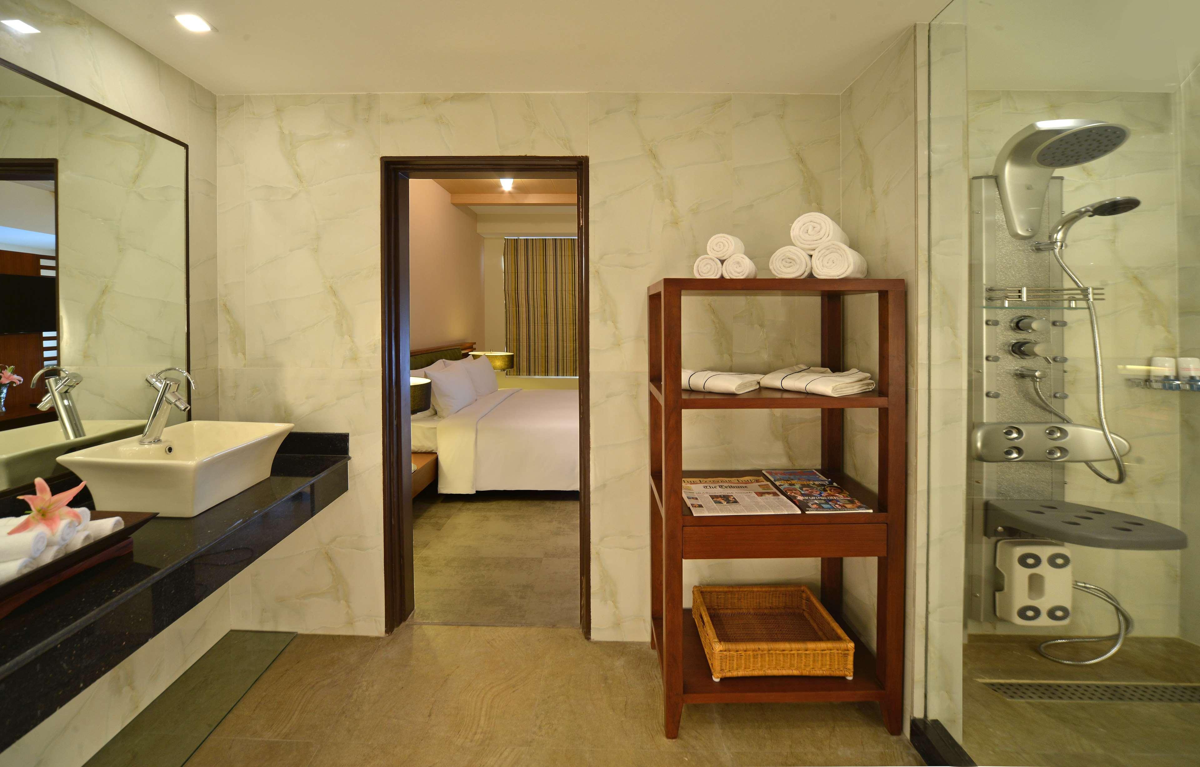 Park Inn By Radisson Amritsar Airport מראה חיצוני תמונה